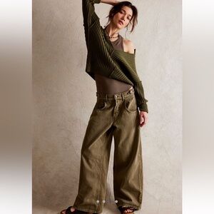 💚FREE PEOPLE💚 Green Denim